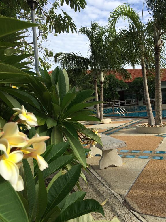 View Talay 5D Golf Lägenhet Pattaya Rum bild